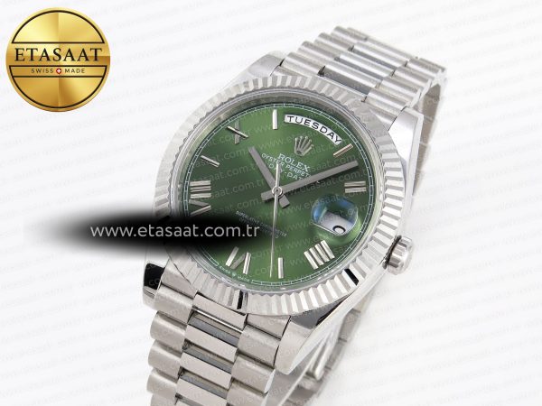 Rolex DayDate 40 GREEN ROMAN BRACELET A2836