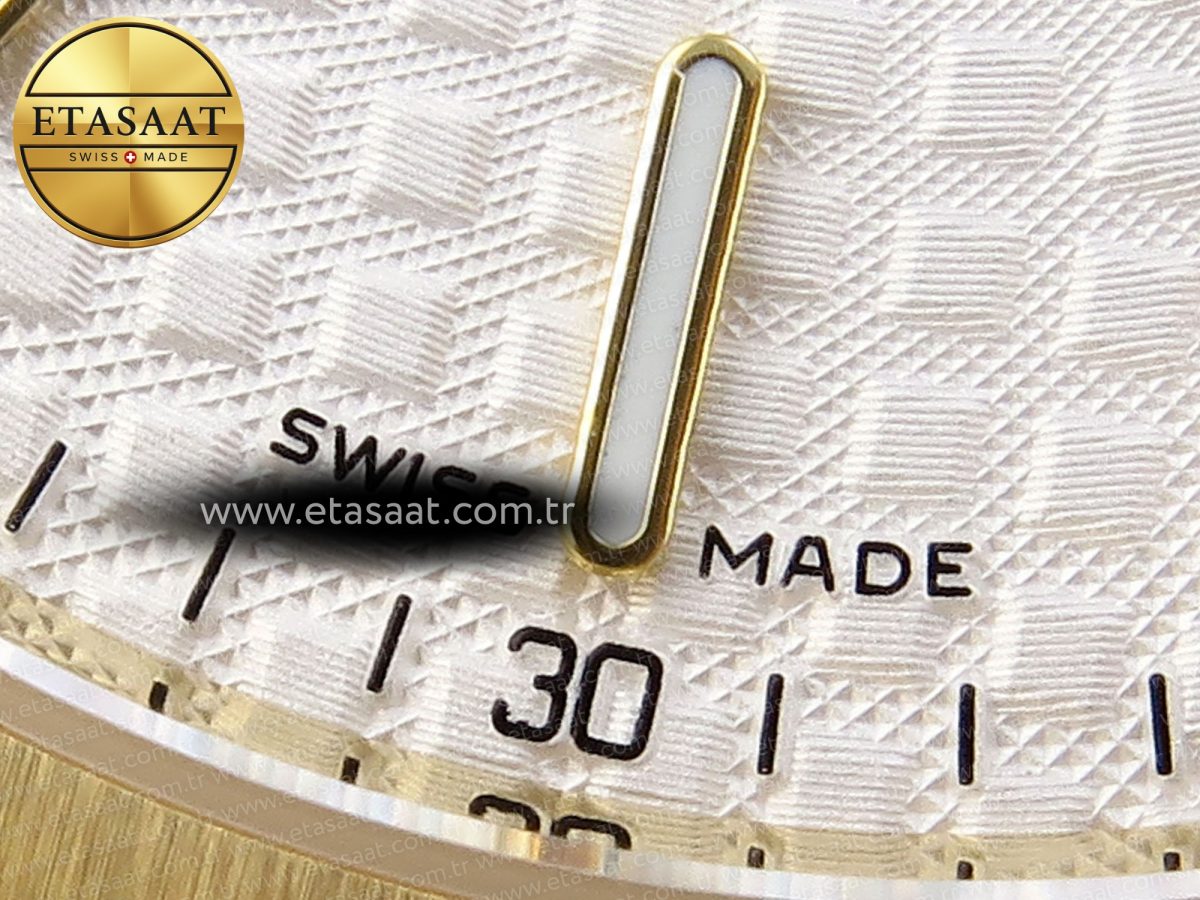 Audemars Piguet Royal Oak 39mm 15202 White Textured Dial on YG A2121 - Görsel 12