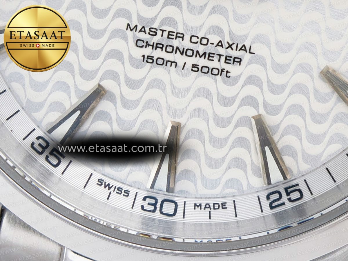 Omega Aqua Terra 150m 41mm VSF 1:1 Best Edition White Textured Dial on SS Bracelet A8500 Super Clone - Görsel 12