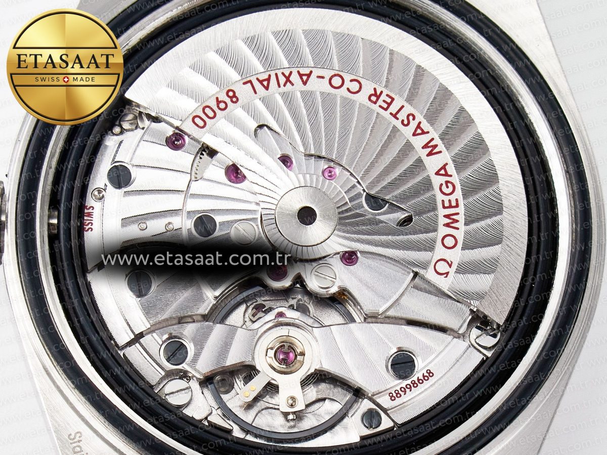 Omega Aqua Terra 150M Master Chronometers White Dial Orange Hand on SS Bracelet A8900 - Görsel 23