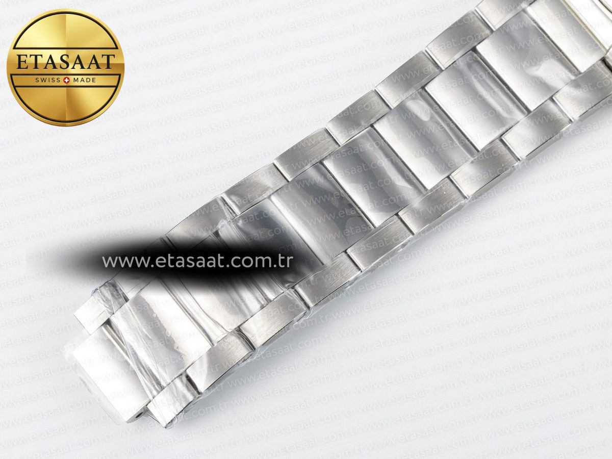 Omega Aqua Terra 150M Master Chronometers White Dial Orange Hand on SS Bracelet A8900 - Görsel 25