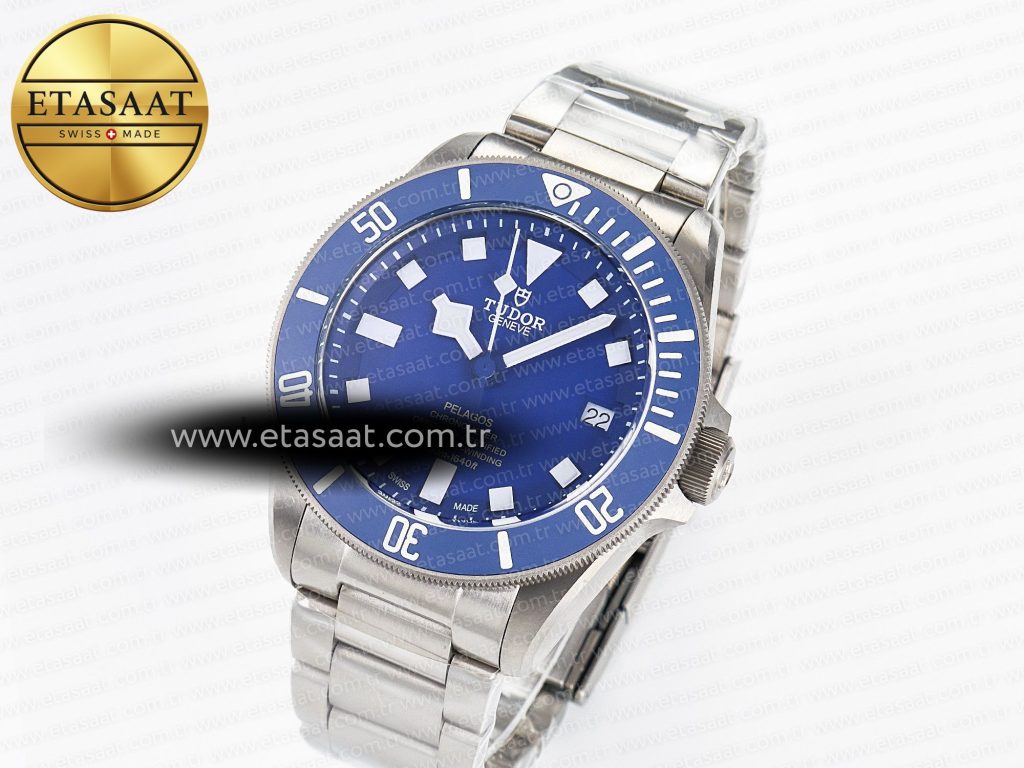 blue pelagos xf 11 best edition on titanium bracelet a2824 v51
