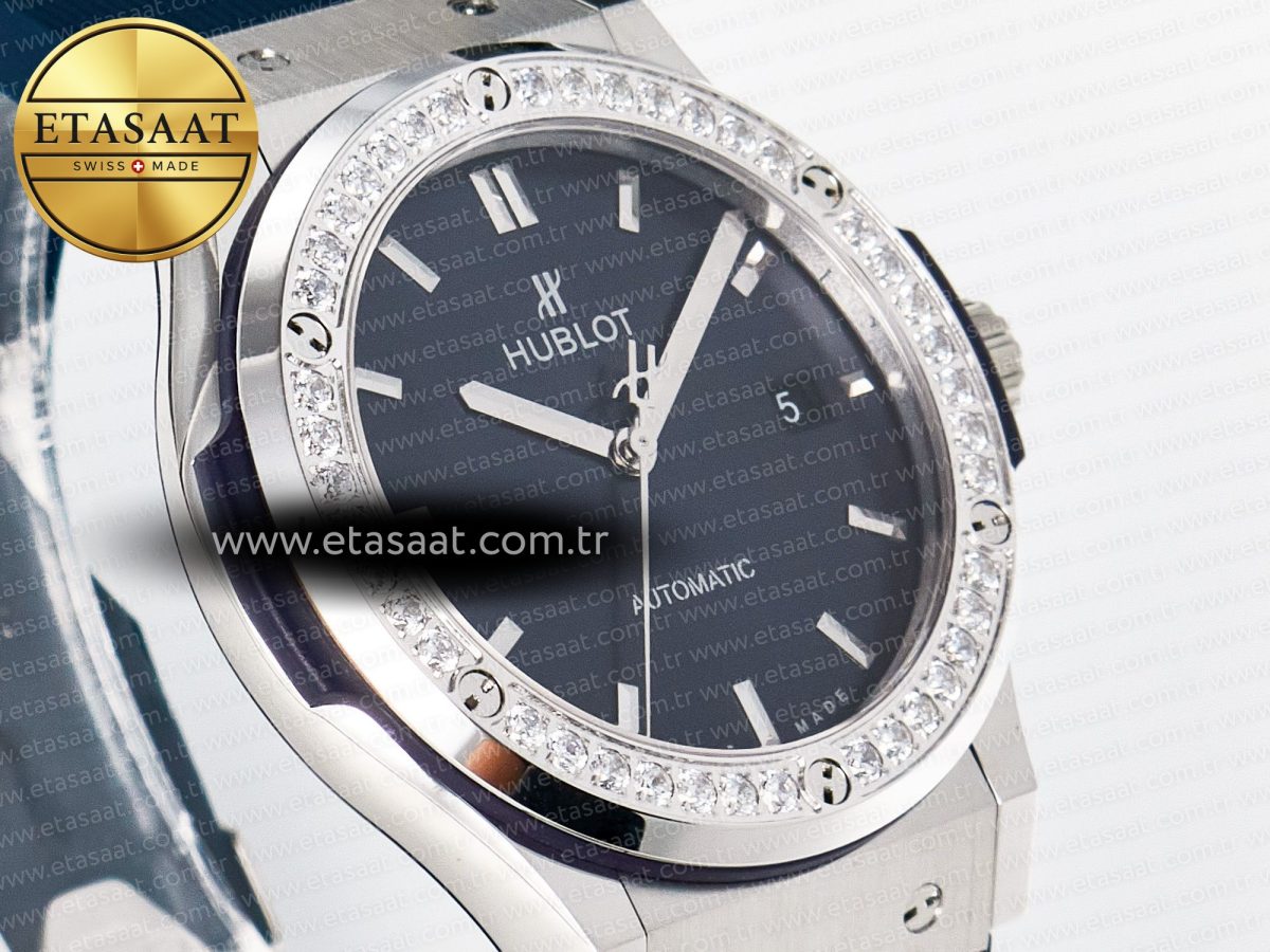 Hublot Classic Fusion Bang 42mm HBF 1:1 Best Edition Blue Dial Diamonds Bezel on Blue Rubber Strap A2892 - Görsel 5
