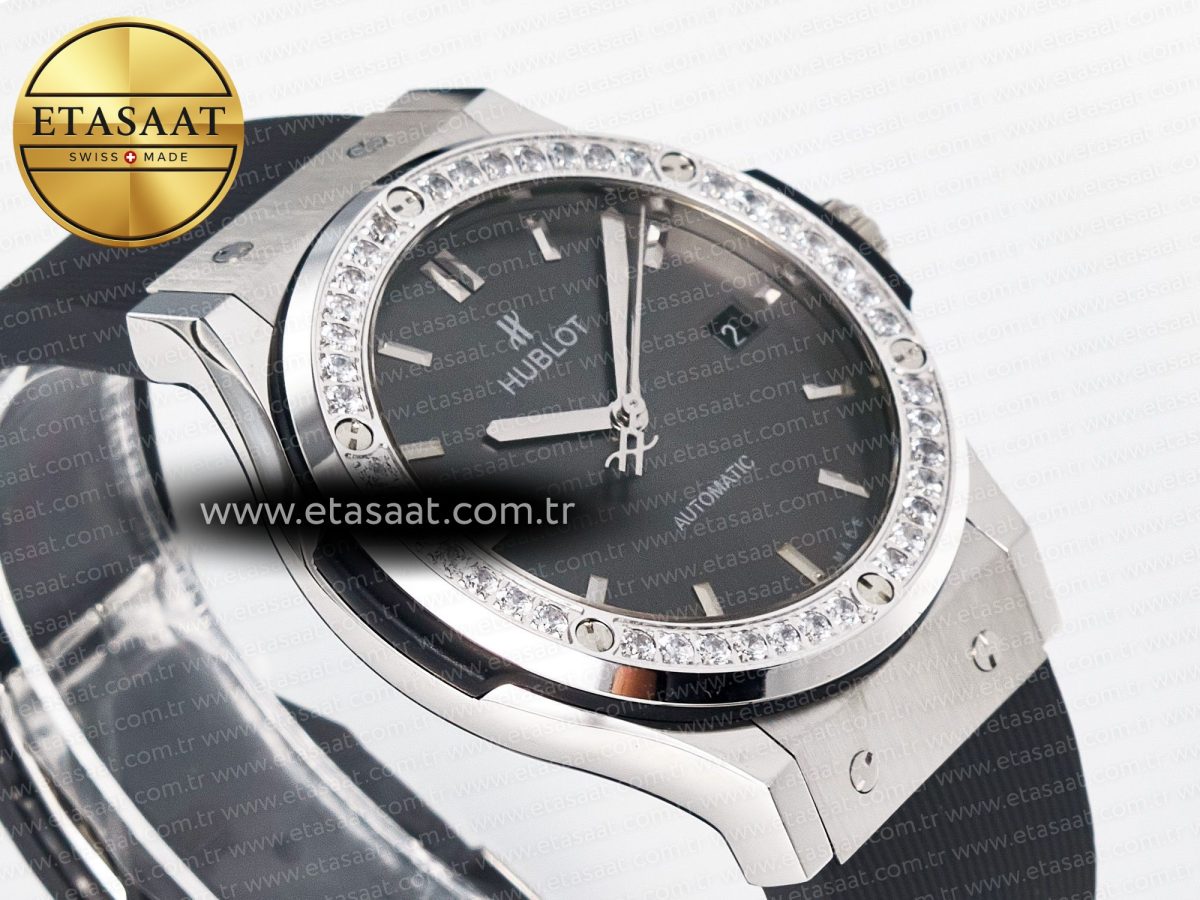 Hublot Classic Fusion Bang 42mm HBF 1:1 Best Edition Gray Dial Diamonds Bezel on Gray Rubber Strap A2892 - Görsel 7