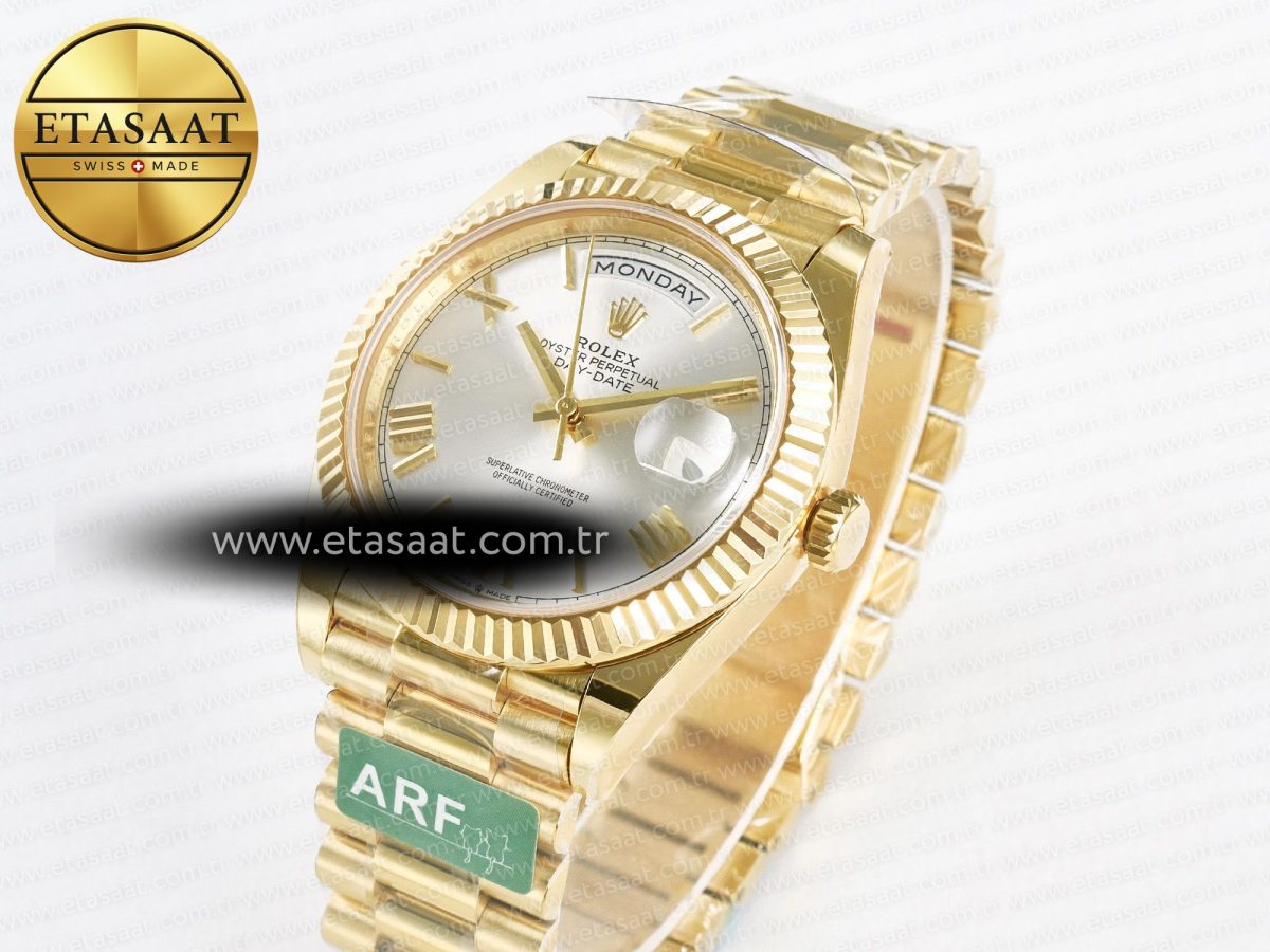 Rolex DayDate 40 YG 228238 ARF 1:1 Best Edition Silver Roman Dial on President Bracelet VR3255 - Görsel 1