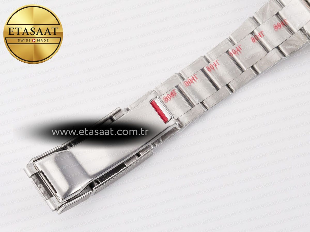 Rolex Daytona 116506 Clean 1:1 Best Edition Ice Blue Dial Arabic Markers on SS Bracelet SA4130 V2 - Görsel 28