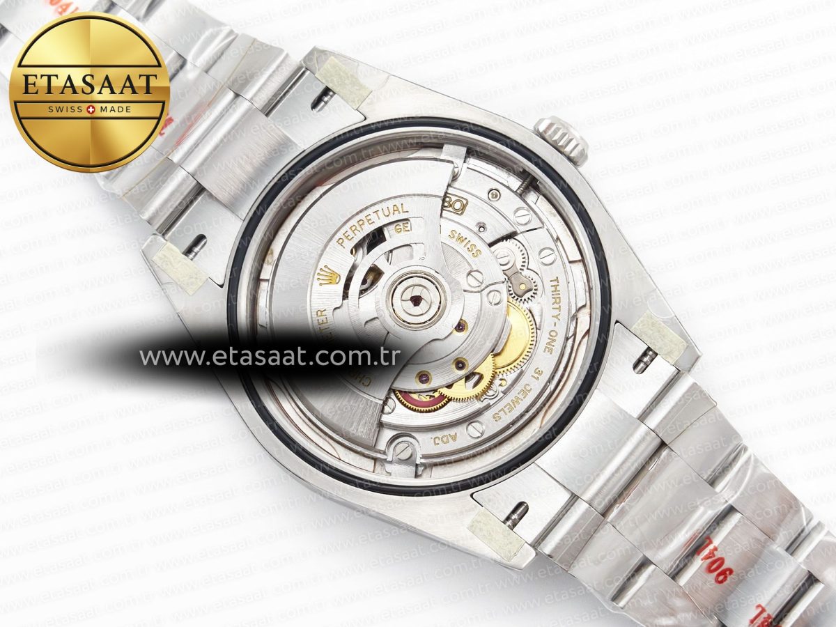 Rolex Oyster Perpetual 126000 41mm Clean 1:1 Best Edition 904L Steel Red Dial VR3230 - Görsel 18