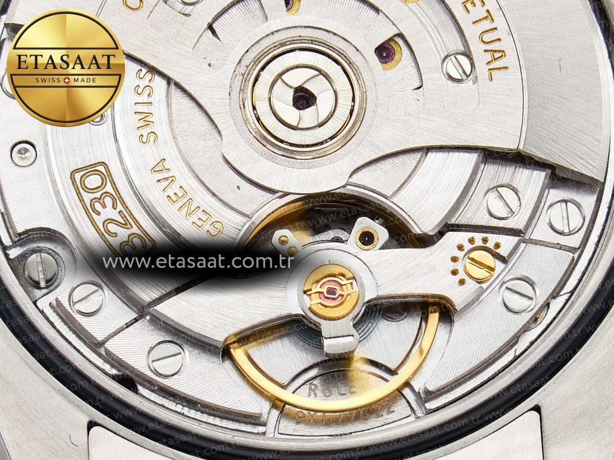 Rolex Oyster Perpetual 36mm 126000 Clean 1:1 Best Edition 904L Steel Red Dial on SS Bracelet VR3230 - Görsel 23