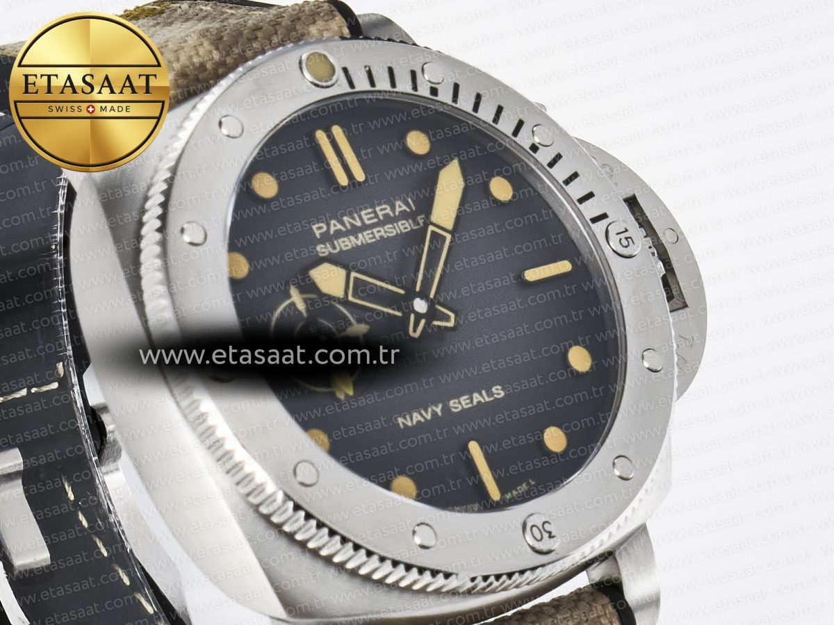 Penerai PAM1518 Submersible 44mm VSF 1:1 Best Edition Gray Ombre Dial on Camouflage Strap P900 - Görsel 5