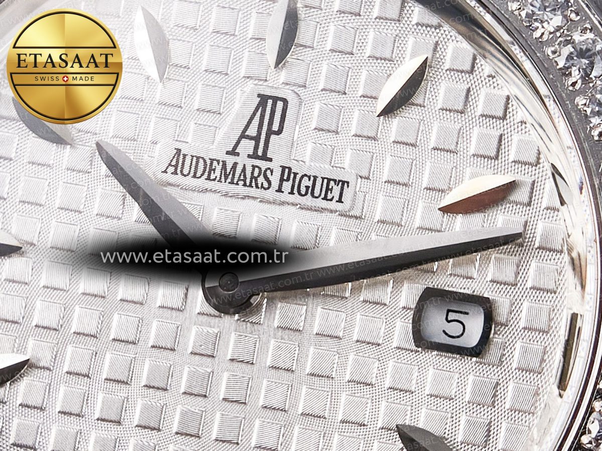 Audemars Piguet Royal Oak Offshore Ladies 33mm SS DRF Best Edition White Dial Diamonds Bezel on White Rubber Strap ETA Quartz - Görsel 10